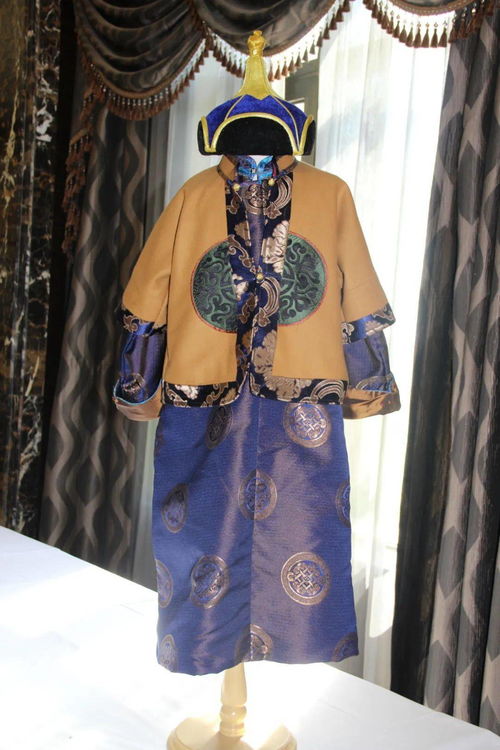 我市首屆蒙古族服裝服飾培訓(xùn)班開(kāi)班, 傳統(tǒng)文化激發(fā)出新活力